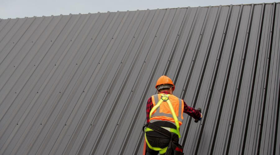 Expert new roof installation services in Springdale, WA